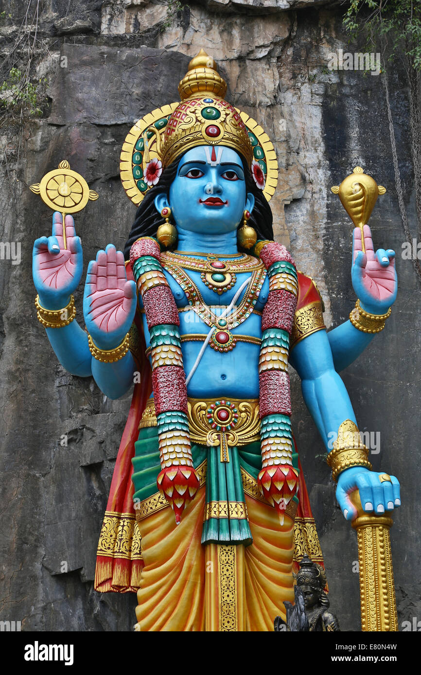 Statua di Krishna presso il Ramayana grotta presso le Grotte di Batu, un indù santuario di Kuala Lumpur in Malesia Foto Stock
