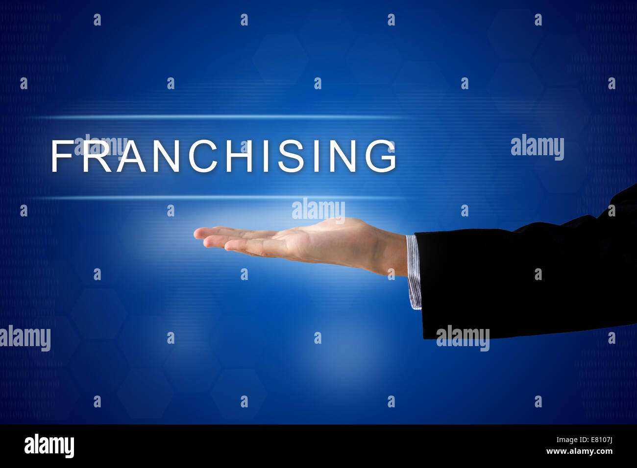 Pulsante di franchising con business mano su una interfaccia touch-screen Foto Stock