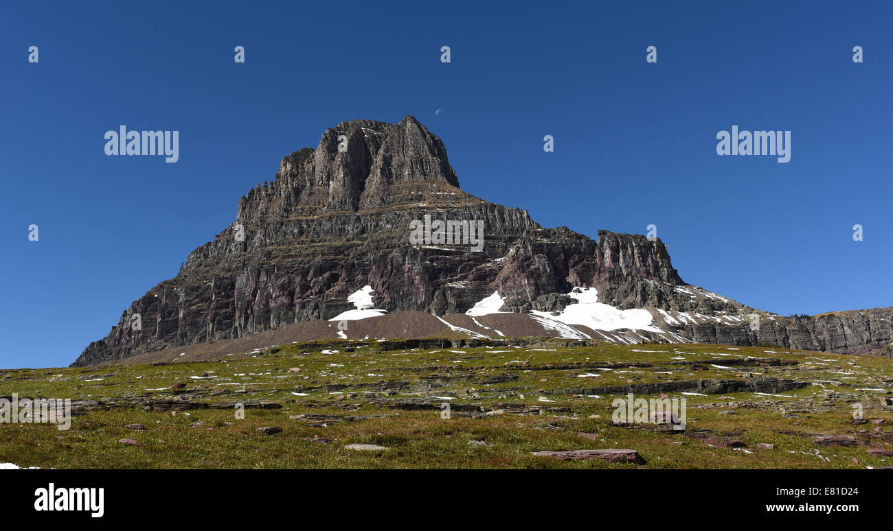 Vista da Logan pass e il lago nascosto Sentiero Natura nel Parco Nazionale di Glacier, Montana. Foto Stock