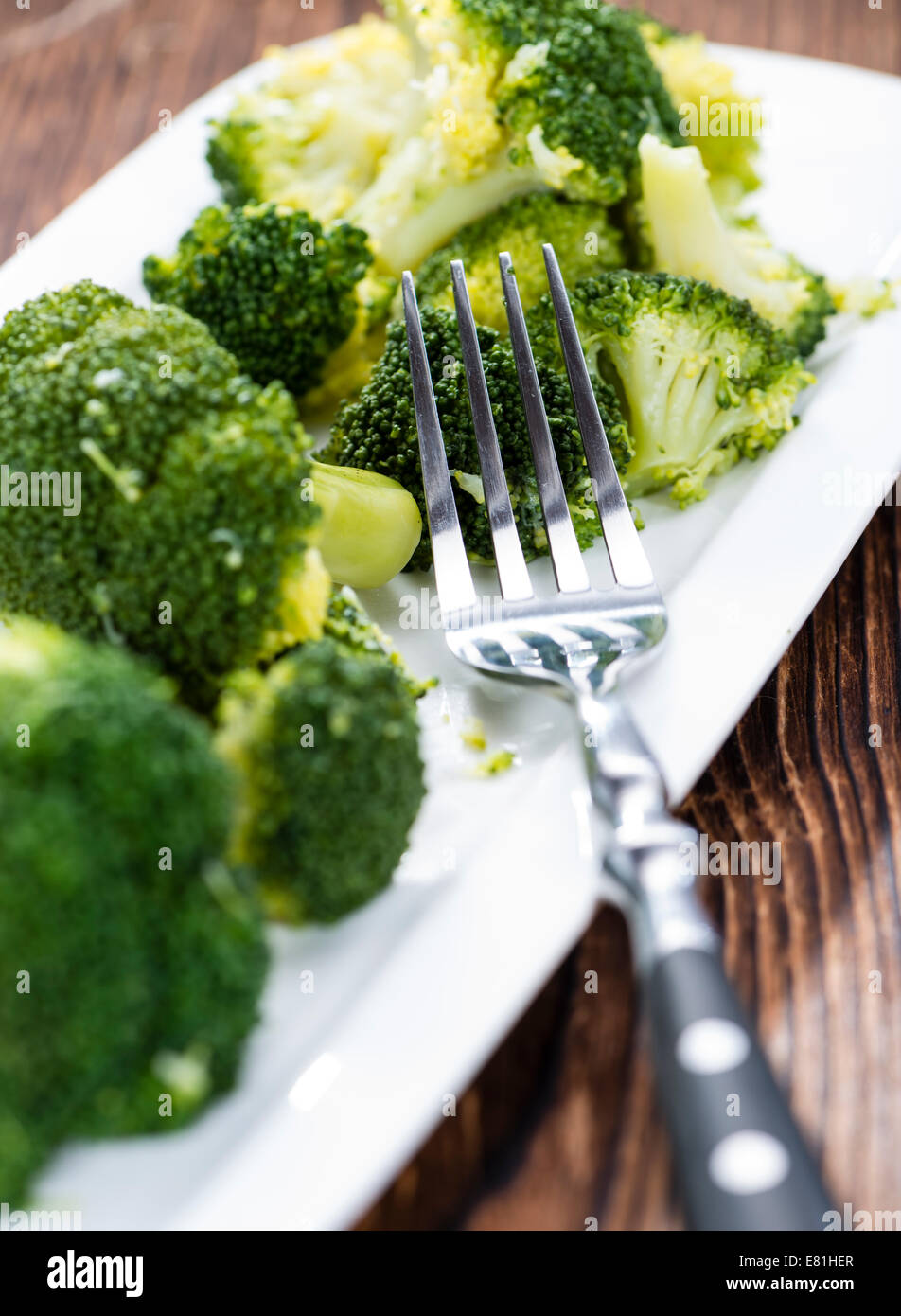 Porzione di broccoli cotti (dettagliate di close-up shot) Foto Stock