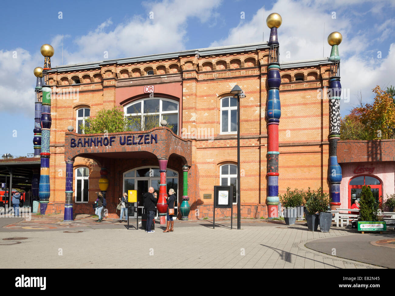 Hundertwasser stazione ferroviaria, Uelzen, Bassa Sassonia, Germania Foto Stock