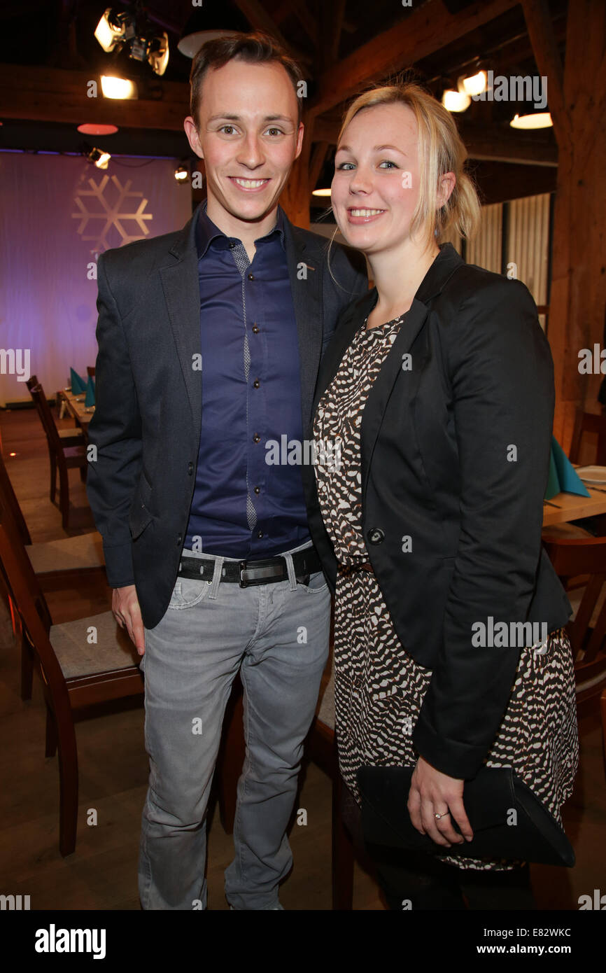 9 annuale "WinterStar 2014' cerimonia di premiazione tenutasi a Moarhof. La televisione bavarese (Bayerischer Rundfunk) onorare i migliori atleti bavarese dalla stagione invernale. Dotato di: Eric Frenzel,Laura Schwanetz dove: Samerberg, Germania Quando: 24 Mar 2014 Foto Stock