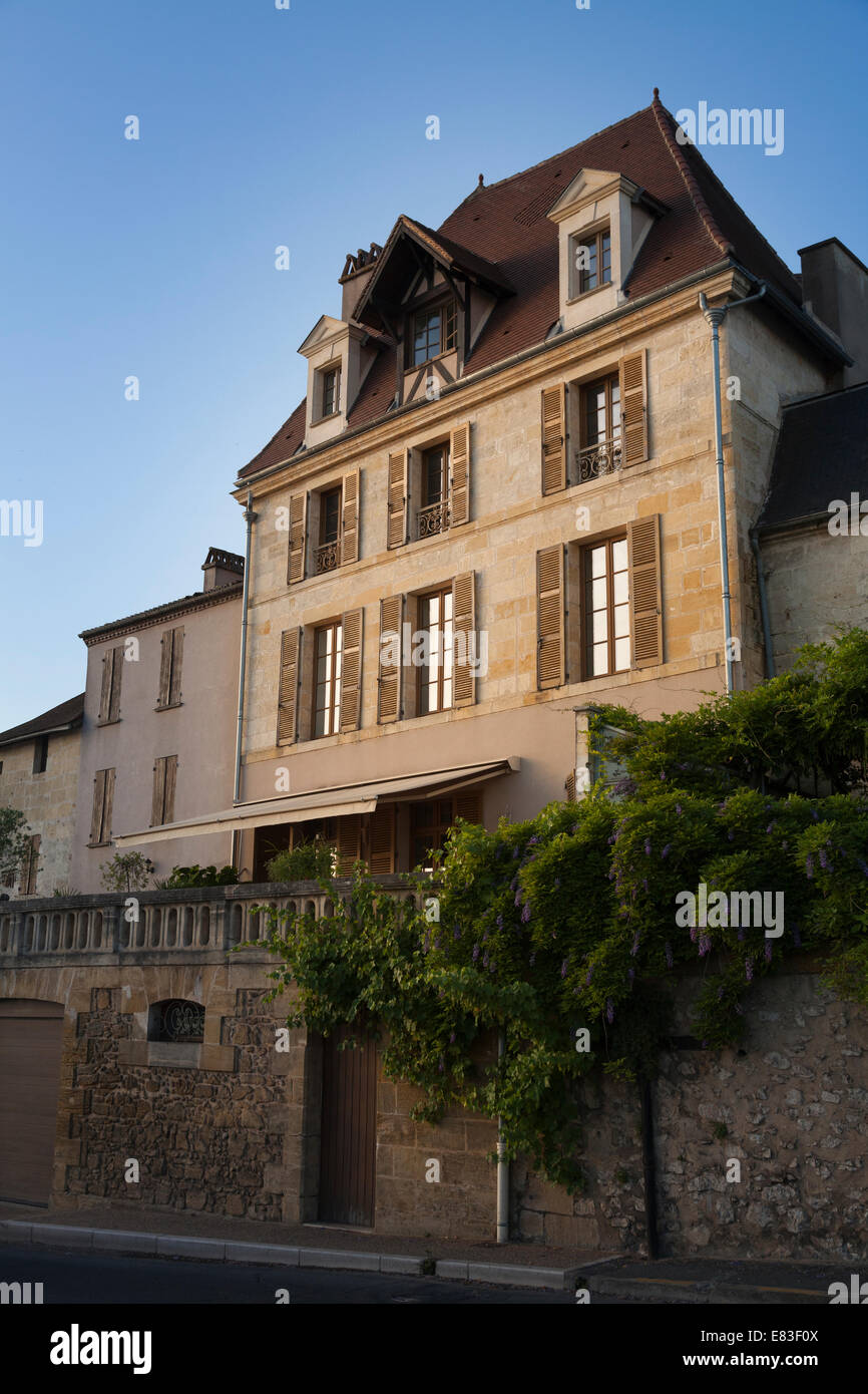 Tradizionale casa francese a Bergerac. Foto Stock