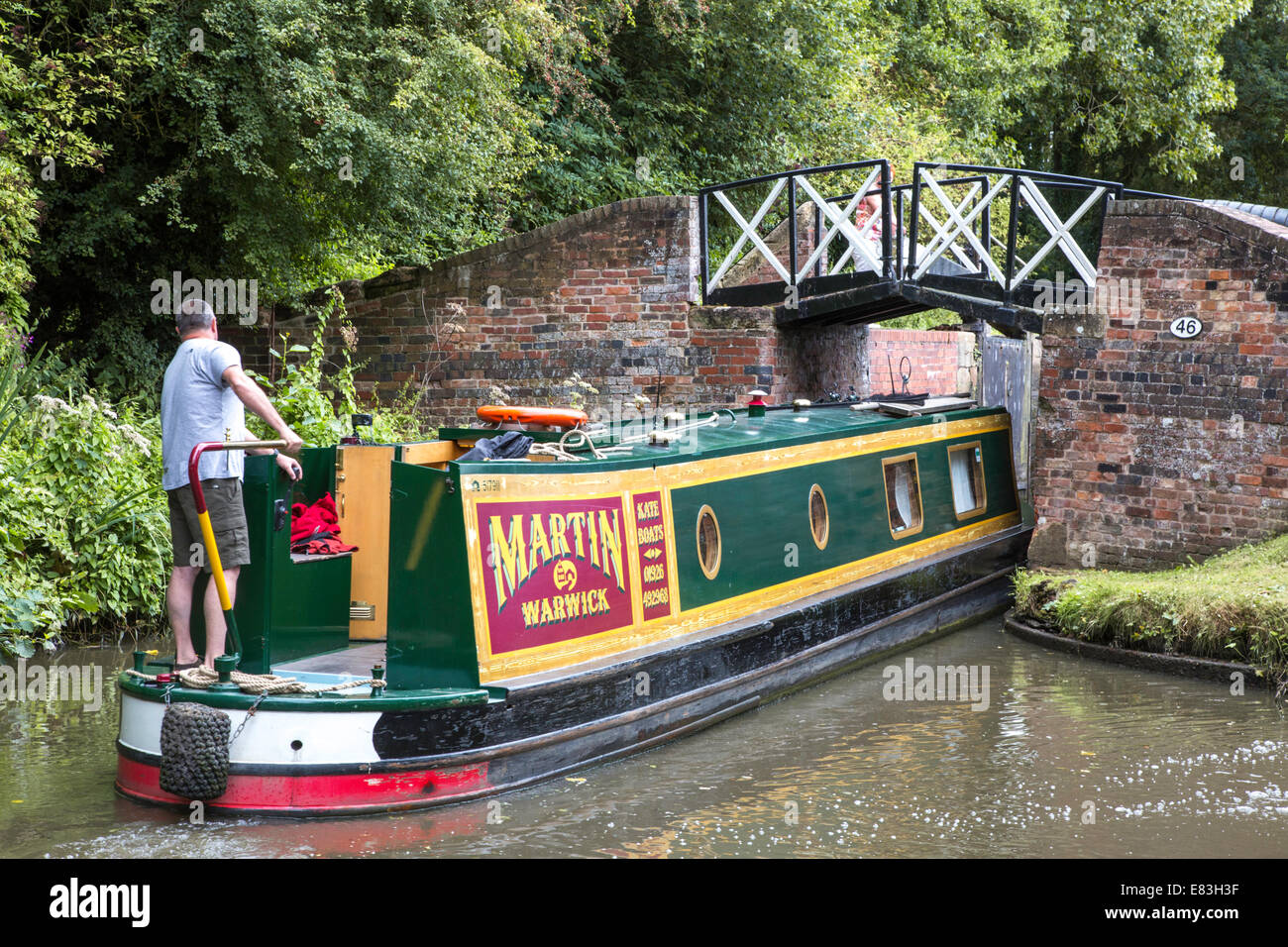 Narrowboat in Stratford upon Avon Canal, Warwickshire, Inghilterra, Regno Unito Foto Stock