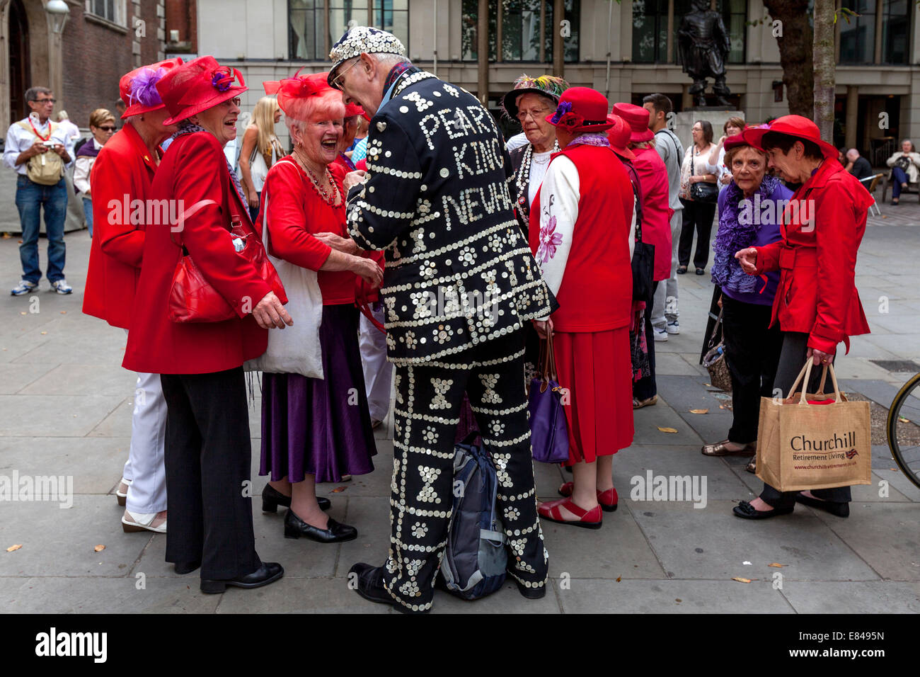 La perla di Londra Kings & Queens Harvest Festival, St Mary Le Bow Chiesa, Londra, Inghilterra Foto Stock