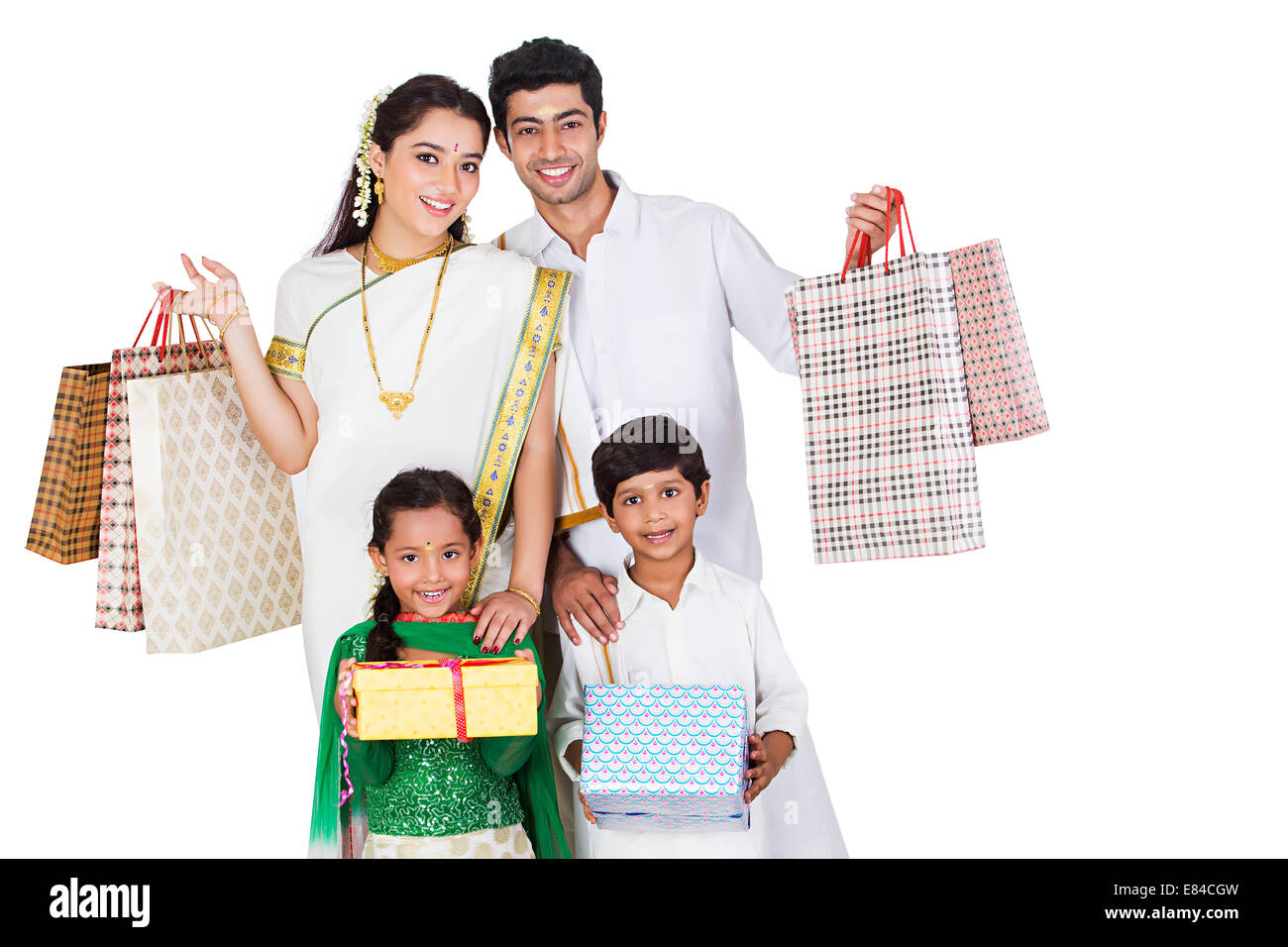 Sud famiglia indiana diwali gift shopping Foto Stock