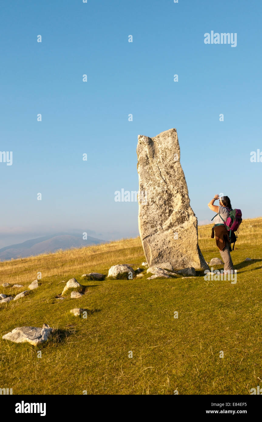 Clach Mhic Leoid o MacLeod della pietra sulla costa occidentale del sud di Harris. Foto Stock