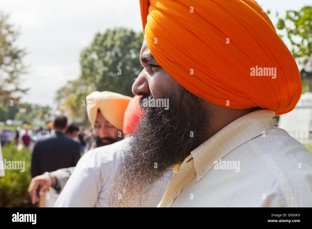 La religione sikh uomo che indossa dastar - USA Foto Stock