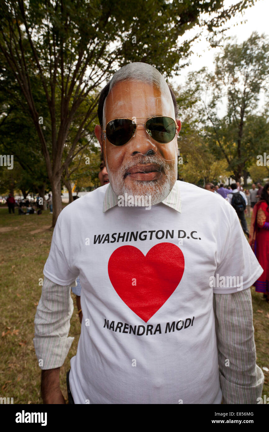 Il 3 ottobre 2014, Washington DC USA: centinaia di Sikh protesta per i diritti umani delle minoranze in India Foto Stock