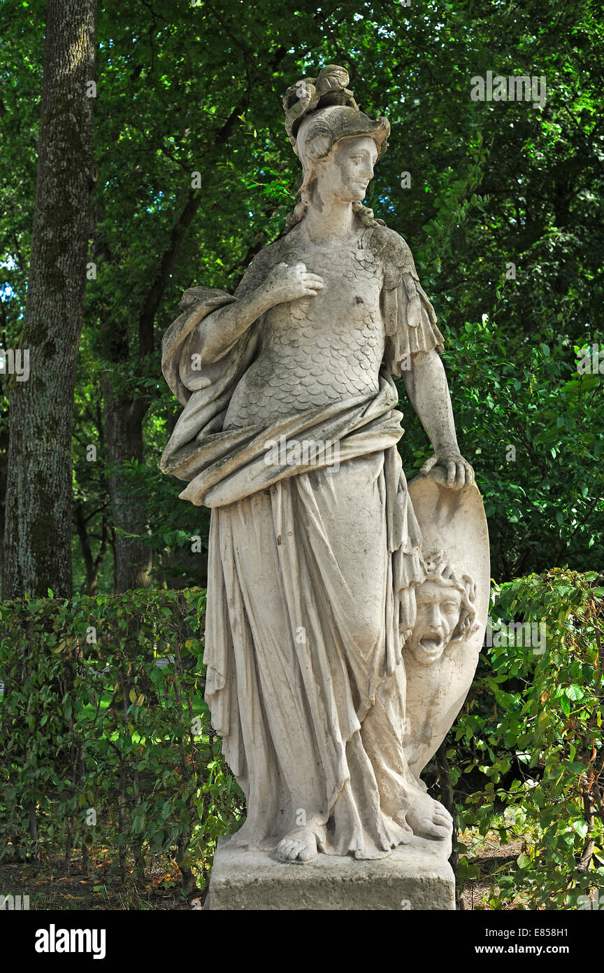 Scultura barocca, Romana dea Minerva, Hofgarten cortile con giardino, Bayreuth, Baviera, Germania Foto Stock