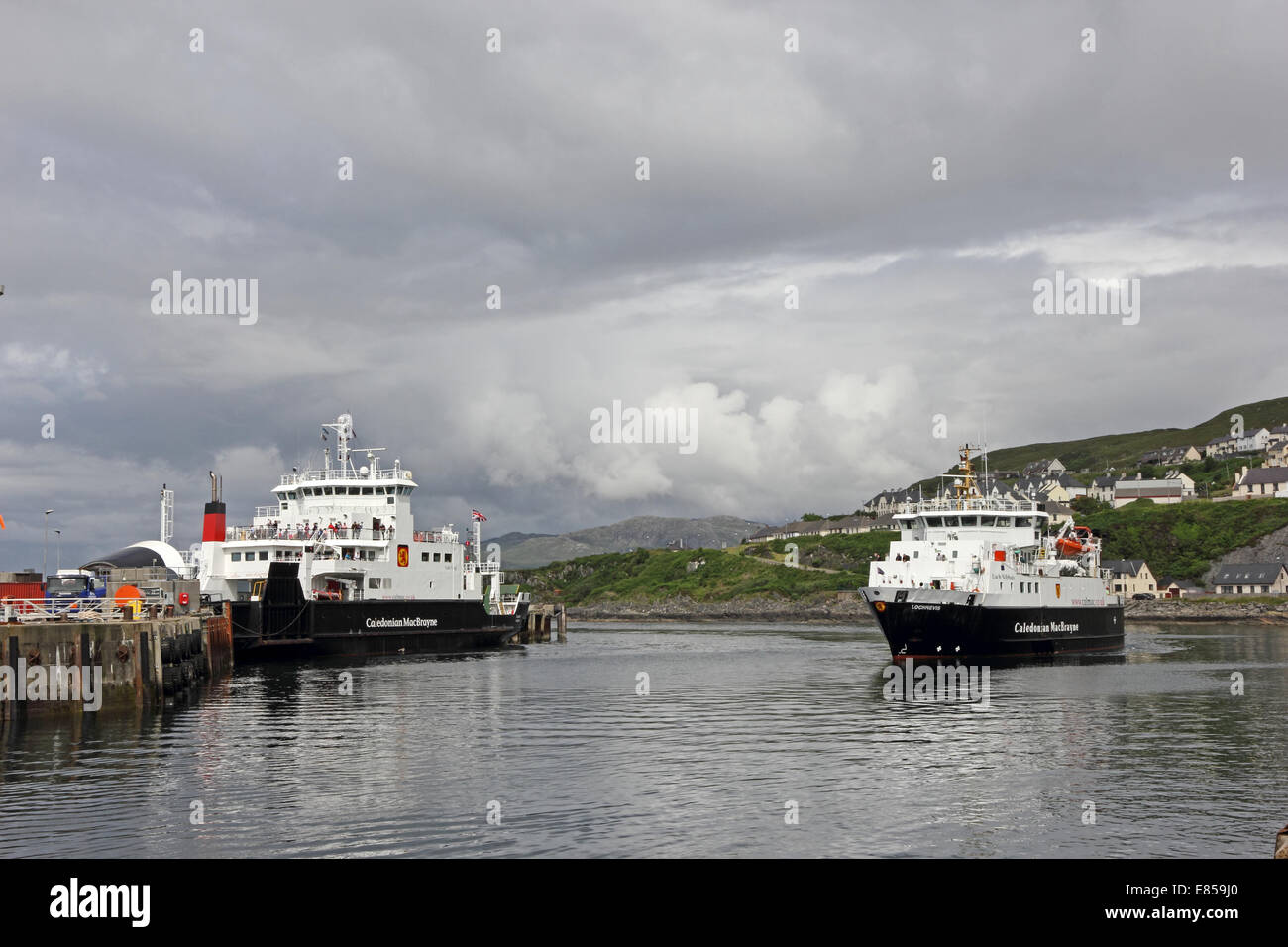 Caledonian MacBrayne & traghetti Loch Nevis e Coruisk nel porto di Mallaig Foto Stock