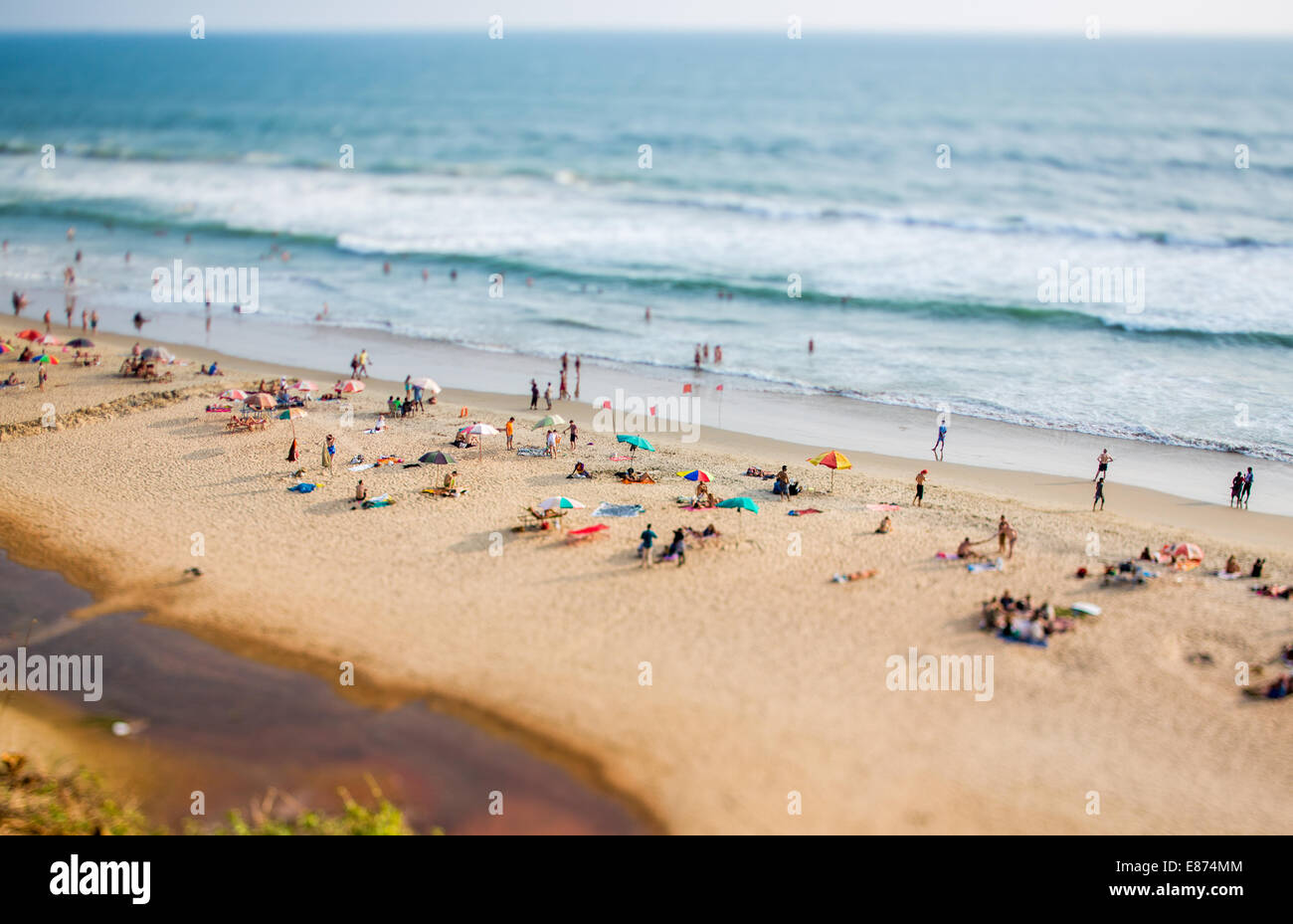 Il timelapse spiaggia dell'Oceano Indiano. India (tilt shift lente). Foto Stock