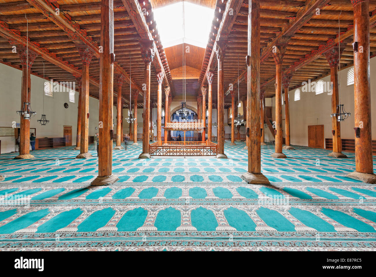 La moschea di Esrefoglu, la moschea di Seljuk con colonne di legno, Beyşehir, Konya Provincia, Anatolia centrale regione, Anatolia, Turchia Foto Stock