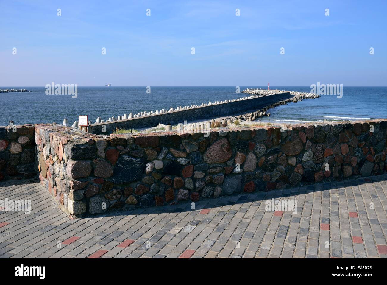Mar baltico, frangionde in Baltiysk. La Russia Foto Stock