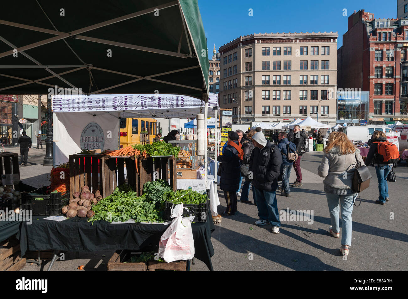 Il mercato del venerdì in Union Square di New York City, Stati Uniti d'America, America del Nord Foto Stock