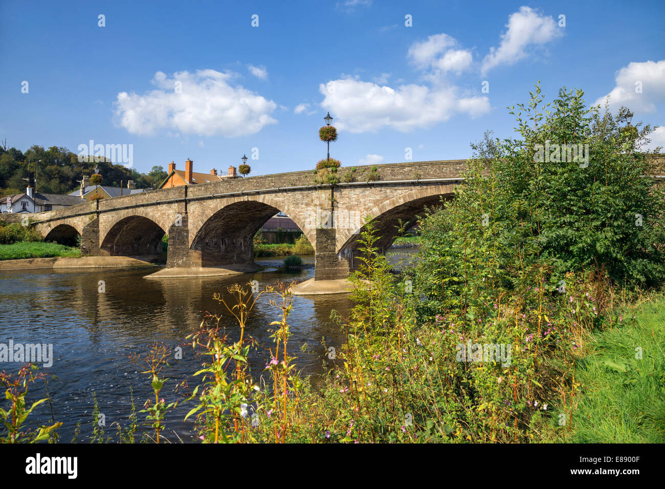 Ponte sul fiume Usk a Usk, Monmouthshire. Foto Stock
