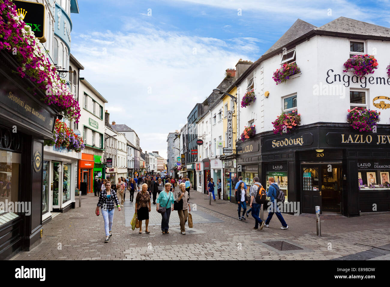 William Street nella città di Galway, Quartiere Latino, nella contea di Galway, Repubblica di Irlanda Foto Stock