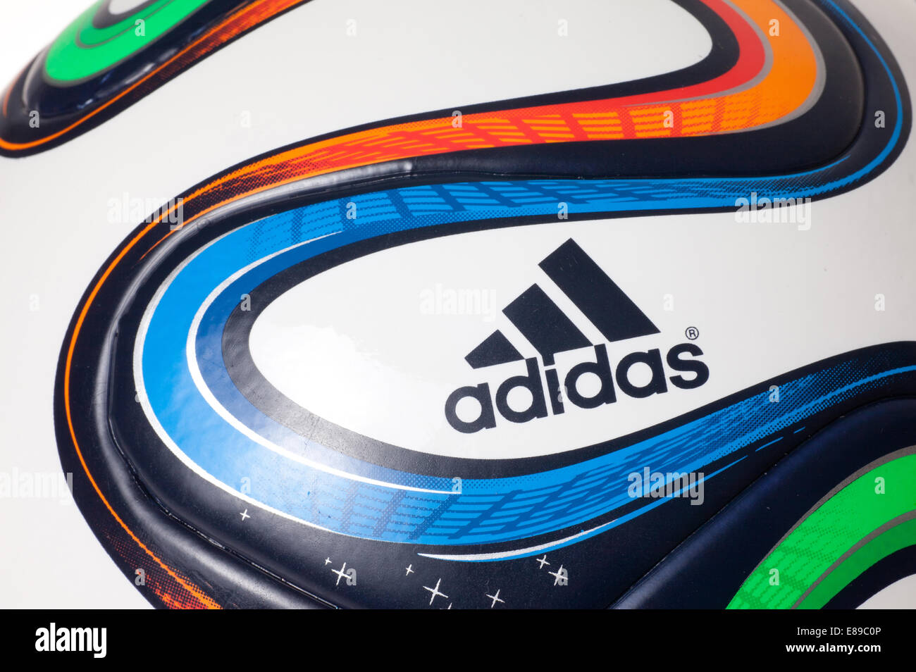 Berlino, Germania, official match ball della Coppa del Mondo FIFA Brasile 2014 Foto Stock