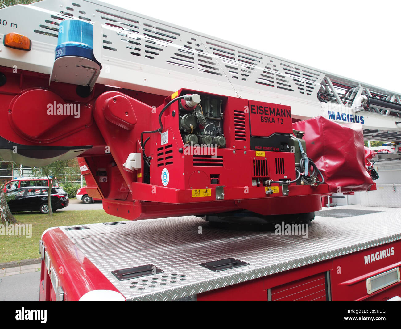 Iveco Magirus 160E30 E5, Freiwillige Feuerwehr Mittelstadt VC3B6lklingen, unità 1-31, Bild 7 Foto Stock