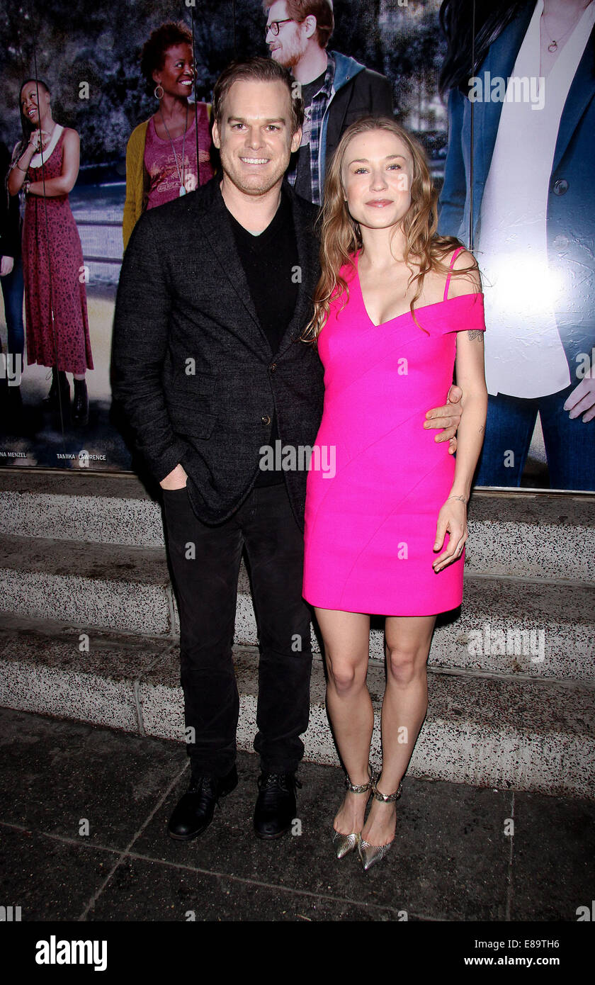 Serata di Apertura del musical di Broadway "If/Then" al Richard Rodgers Theatre - Arrivi. Dotato di: Michael C. Hall,Morgan Macgregor indossando Pucci dove: New York New York, Stati Uniti quando: 31 Mar 2014 Foto Stock