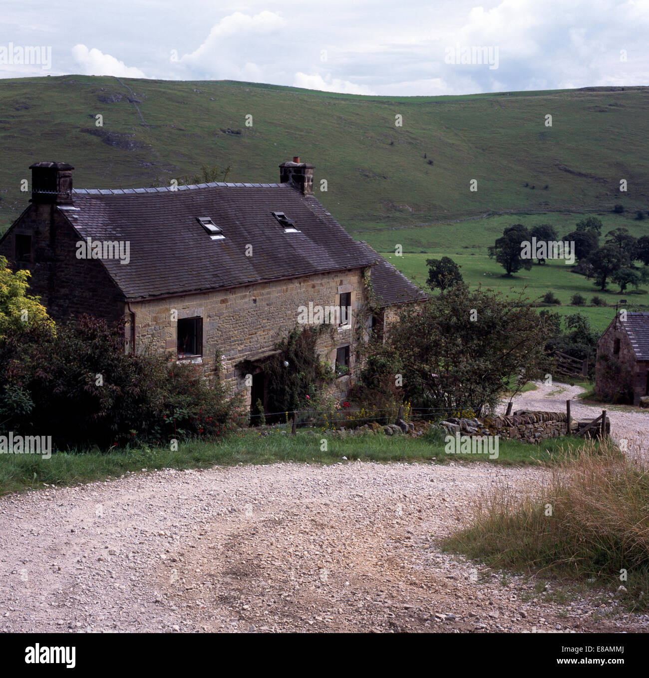 Guidare fino alla tradizionale casa colonica nel North Yorkshire Foto Stock