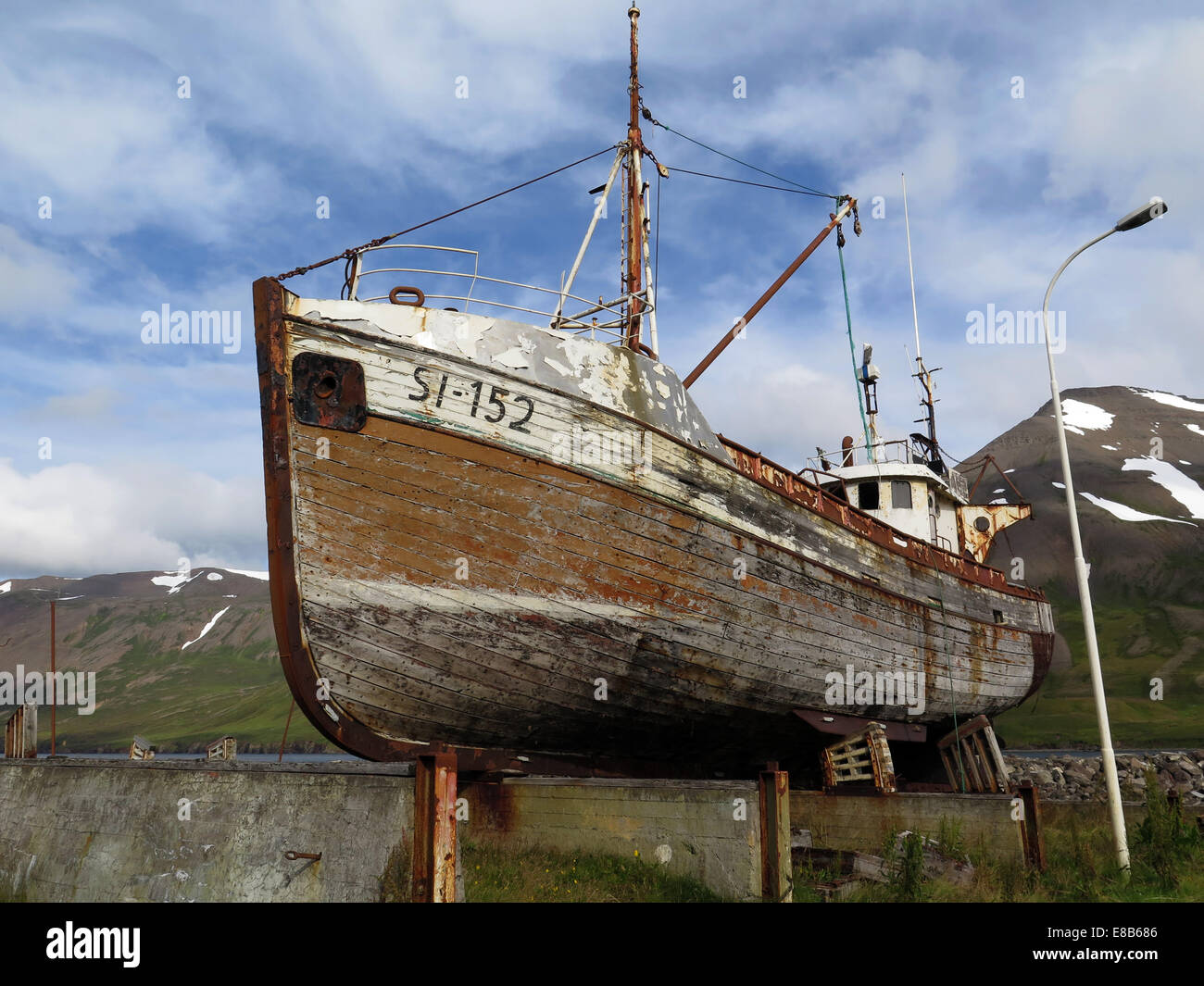Vecchia barca di aringa, Siglufjörður, Nord Islanda Foto Stock