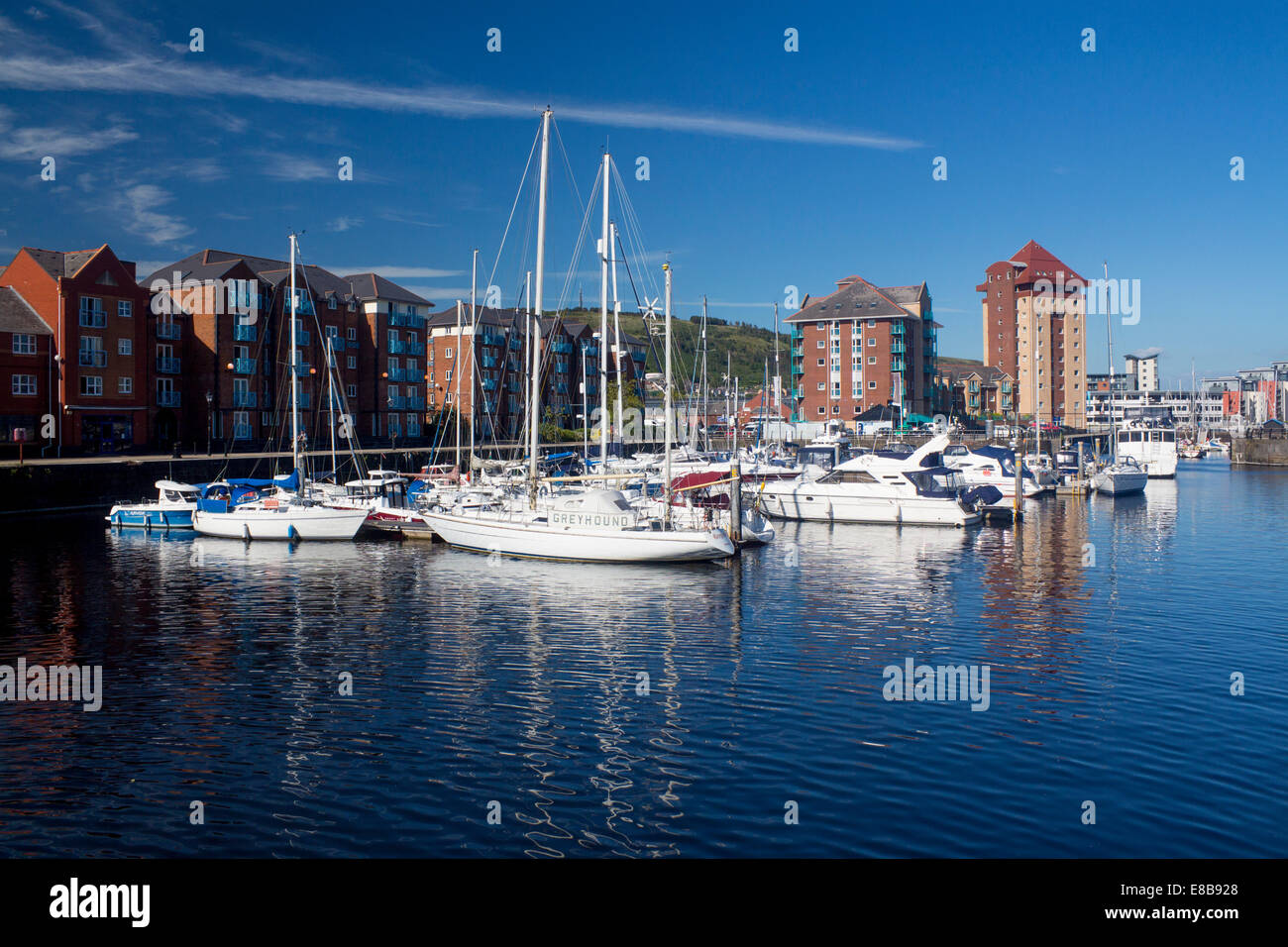 Swansea marina barche Quartiere Marittimo Swansea Abertawe South Wales UK Foto Stock