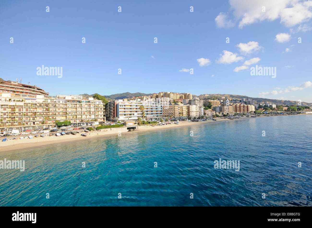 Messina e lo stretto Foto Stock