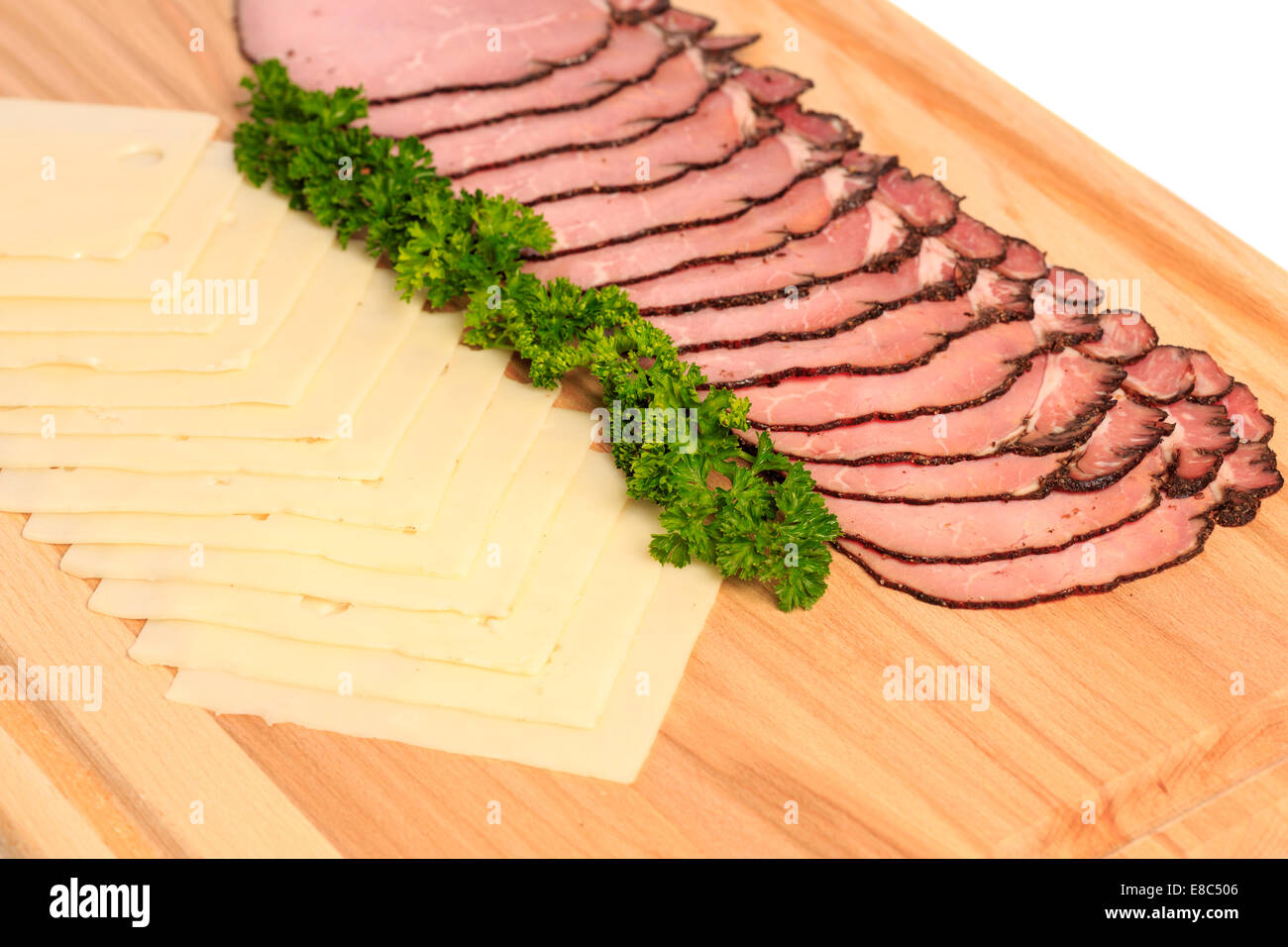 Affettato pastrami sandwich di carne e formaggio svizzero Foto Stock