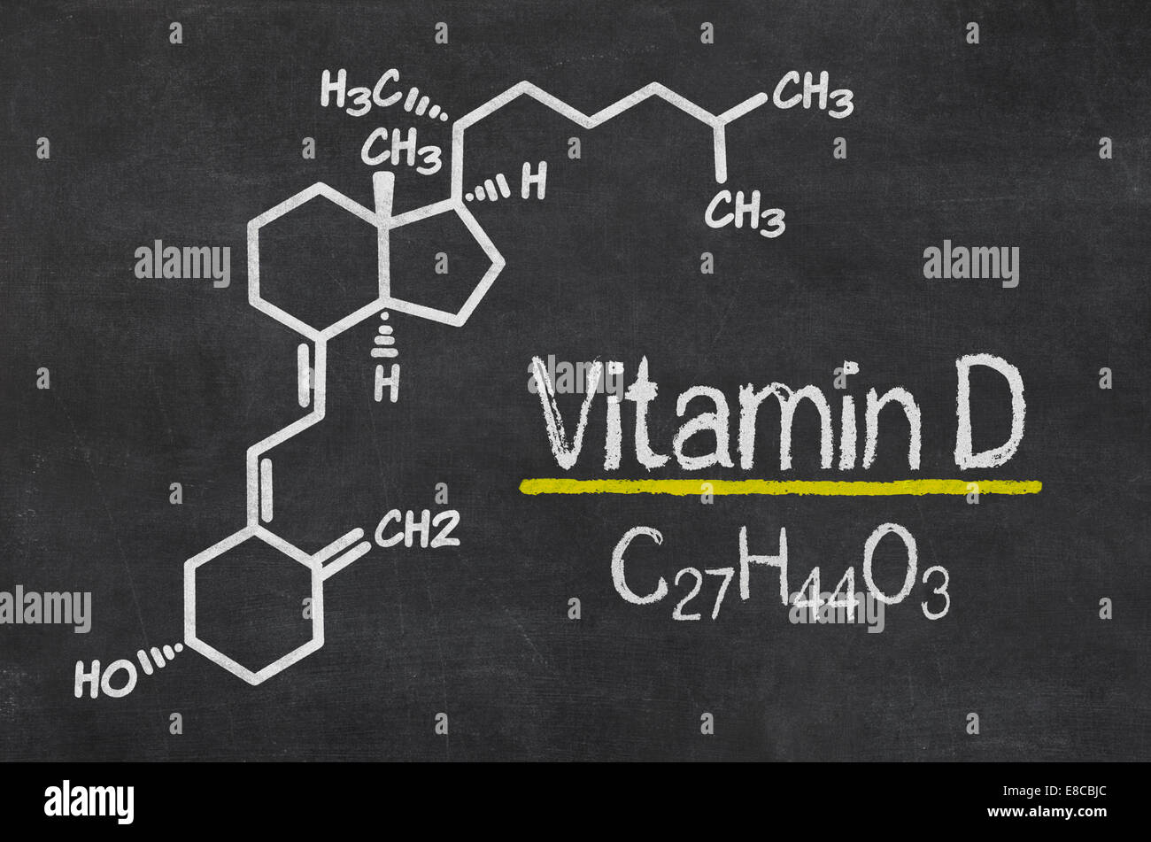 Lavagna con la formula chimica della vitamina D Foto Stock