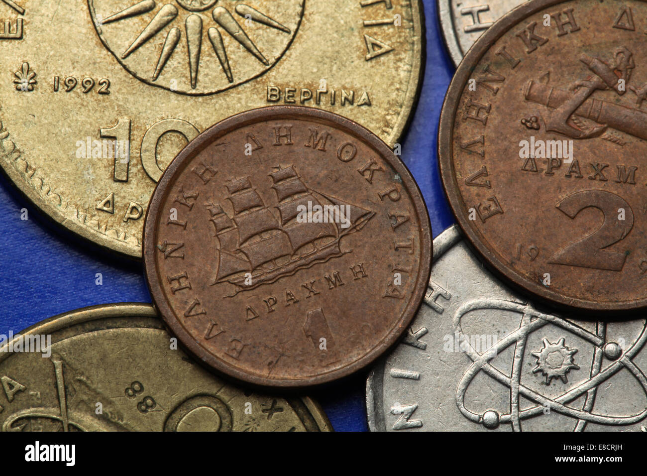 Monete della Grecia. Vela greca corvette raffigurato nell'antico greco dracma moneta. Foto Stock
