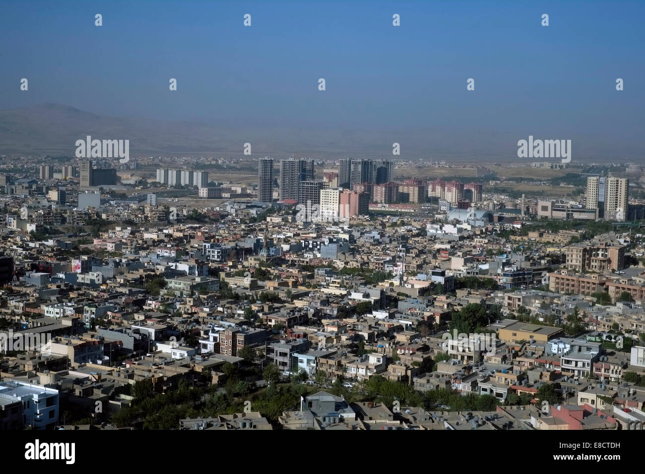 Vista panoramica di Sulaymaniyahalso anche chiamato Slemani, una città nel Kurdistan iracheno nella parte nord-orientale dell'Iraq Foto Stock