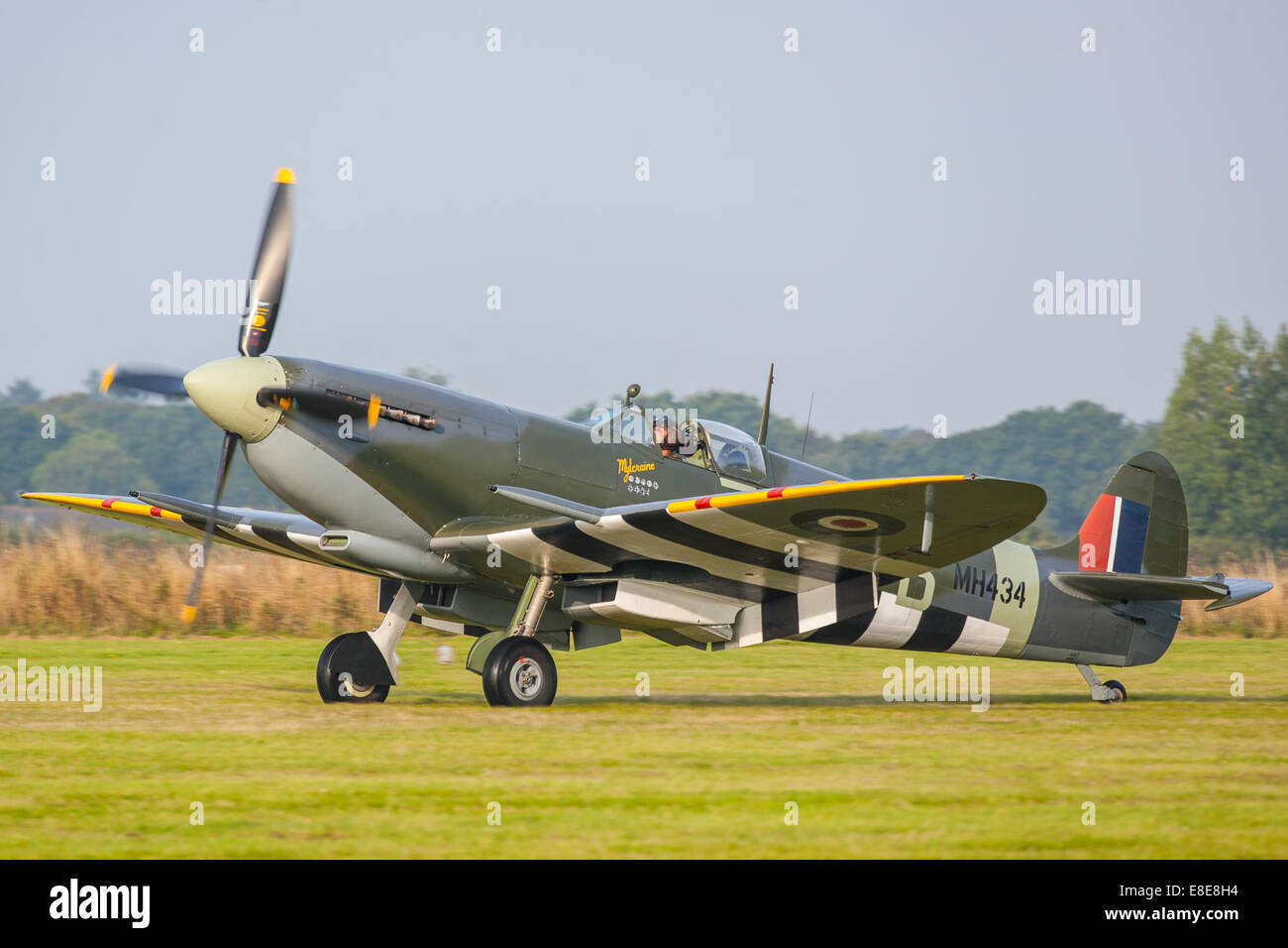 Il Supermarine Spitfire Mk IXB MH434 al Goodwood 2014, West Sussex, Regno Unito Foto Stock