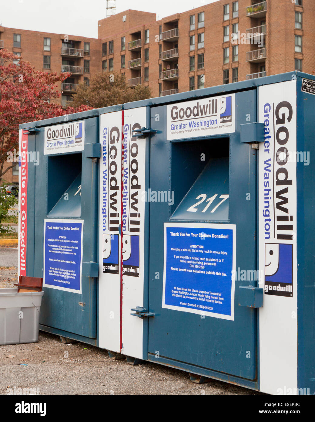 La buona volontà di indumenti usati contenitori - Virginia STATI UNITI D'AMERICA Foto Stock