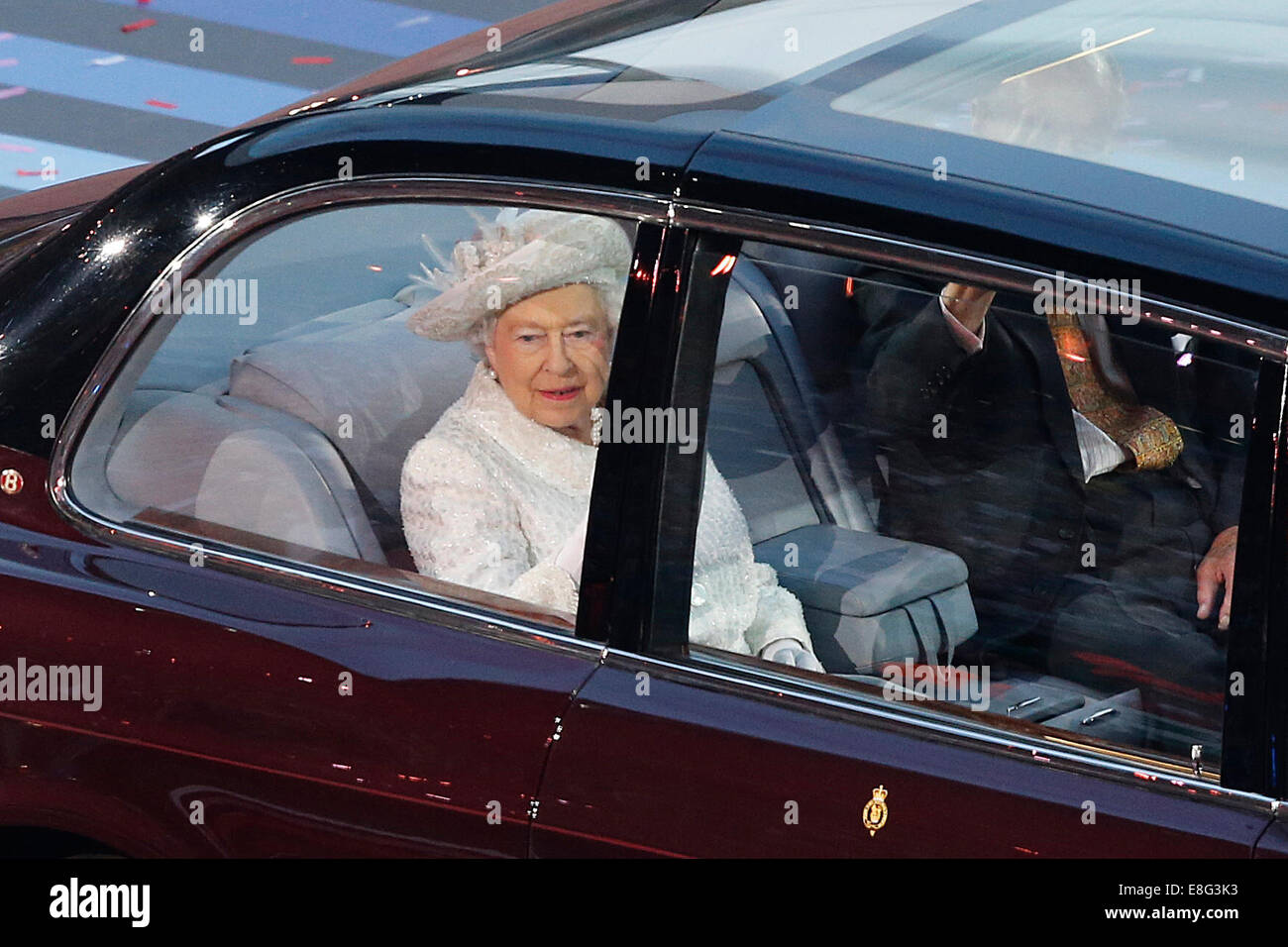 Sua Altezza Reale la Regina Elisabetta II, arriva. Cerimonia di apertura - Celtic Park - Glasgow Scotland Regno Unito - 230714 - Glasgow 2014 Foto Stock