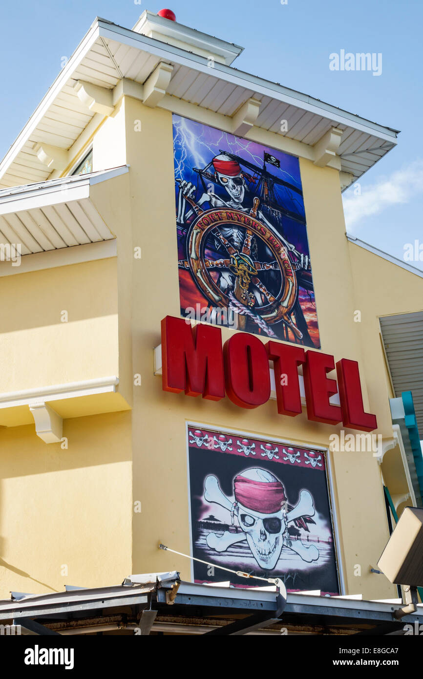 Fort ft. Myers Beach Florida, Shipwreck Motel, motel, alloggio, cartello, logo, esterno, visitatori viaggio viaggio turistico turismo punto di riferimento cultura Foto Stock