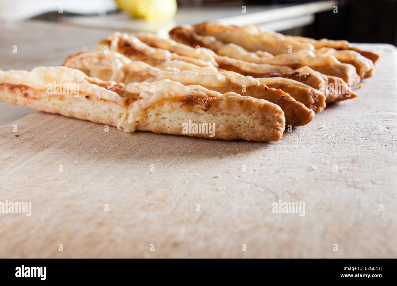 Croccante di formaggio vegetariano dito pasta biscotto per rendere il Natale un dessert o un pasto Foto Stock