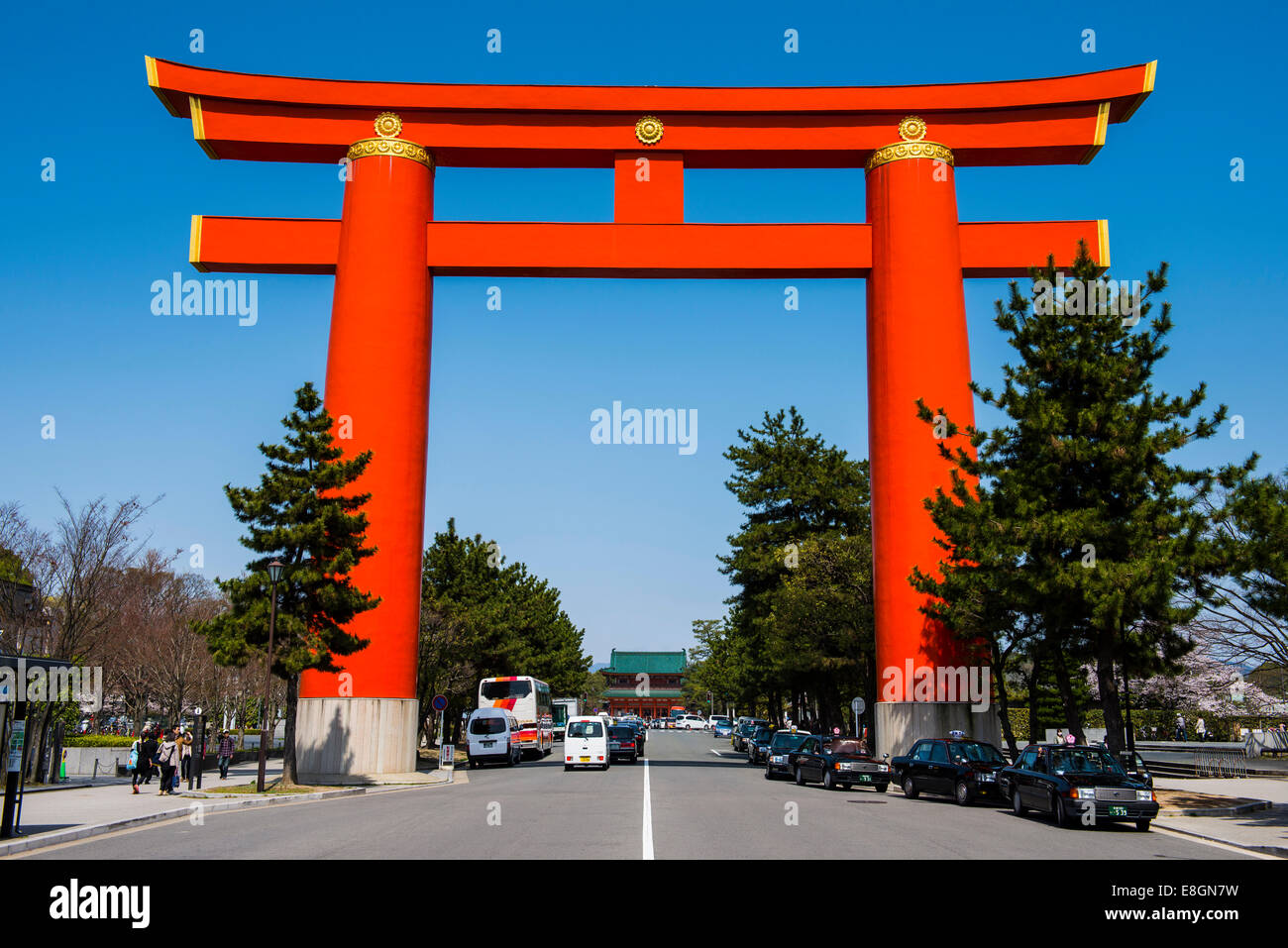 Heian jingū-santuario, Torii gate, Kyoto, Giappone Foto Stock