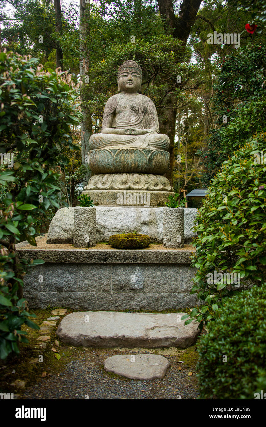 Statua del Buddha, Ryoan-ji, Kyoto, Giappone Foto Stock