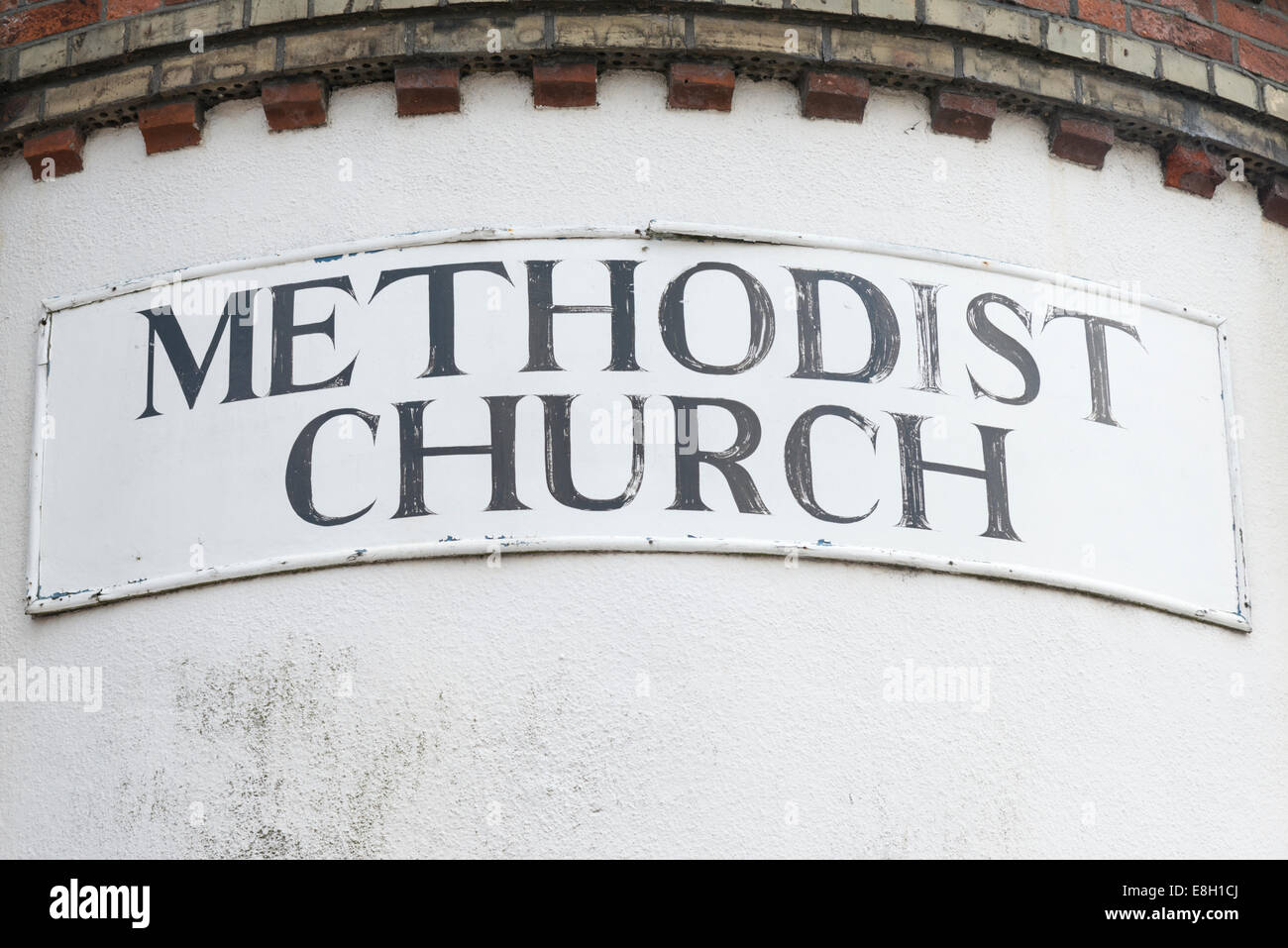 Chiesa Metodista segno su una parete della chiesa Foto Stock