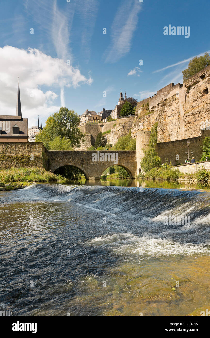 Lussemburgo Il Lussemburgo città, sbarramento del fiume Alzette, Lucilinburhuc e casemates du Bock Foto Stock