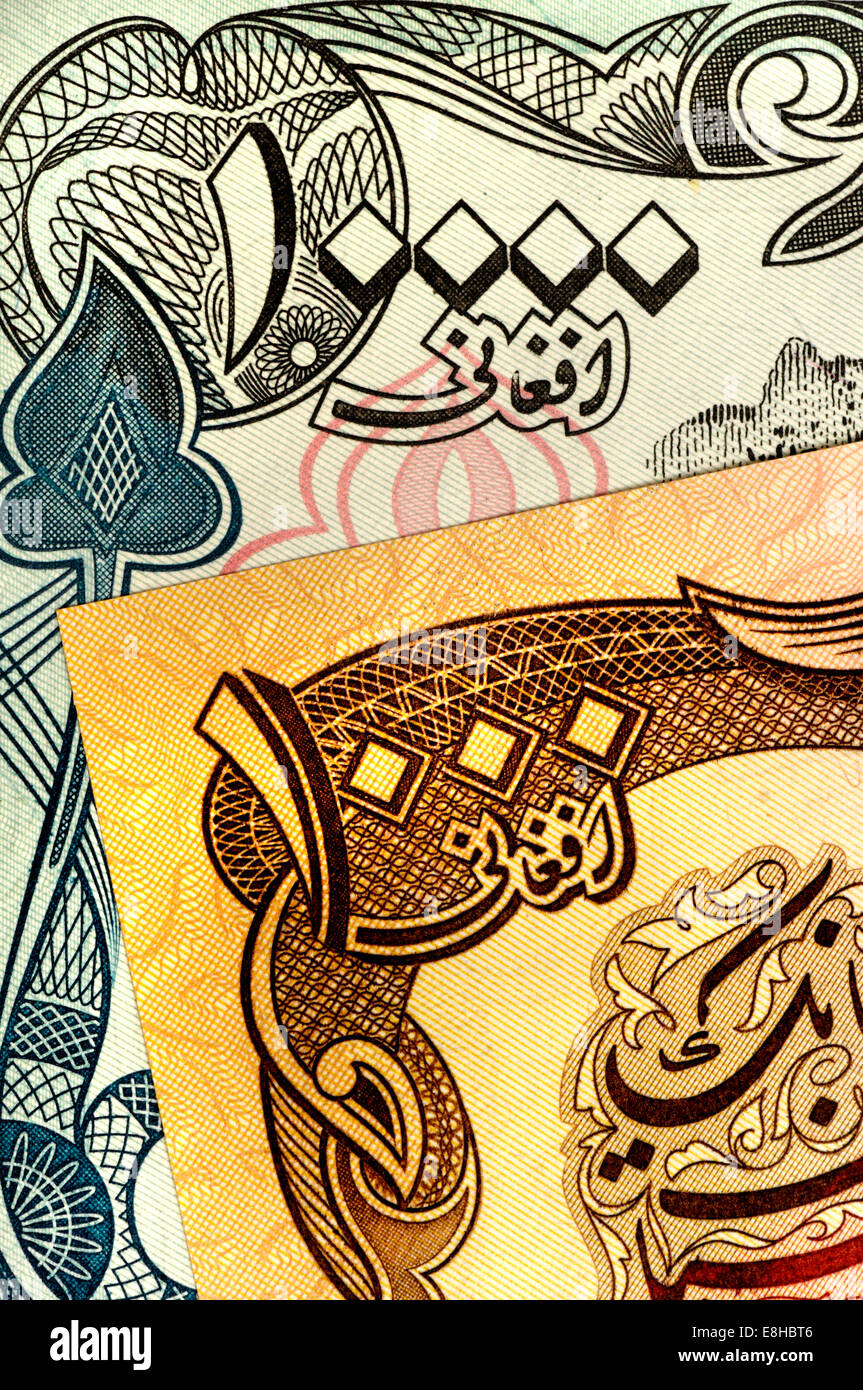 Dettaglio dall'Afghanistan banconote che mostra i numeri 1000 e 10000 in arabo orientale o 'Hindi Numeri" Foto Stock
