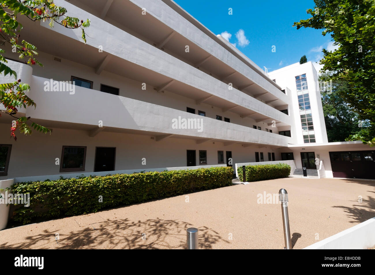 Il Bauhaus influenzato 1930 Isokon modernista appartamento edificio, progettato da Wells Coates, Hampstead, Londra. Foto Stock