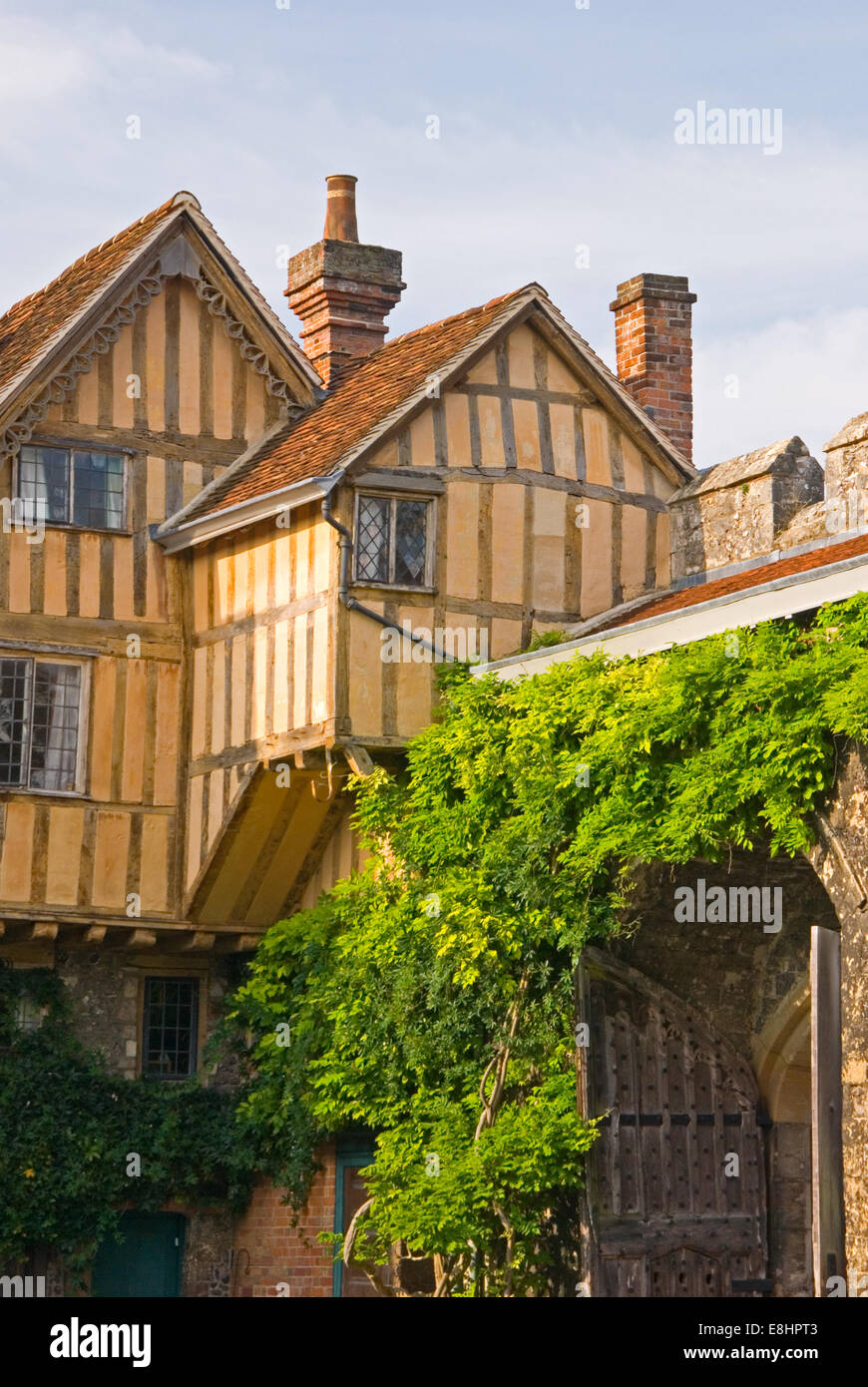 Medieval edificio di legno in una parte isolata di Winchester centro citta'. Foto Stock