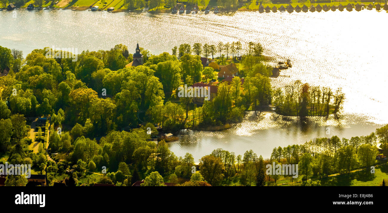 Vista aerea, castello isola con connessione a Liebesinsel Mirow, amore isola, Mirow, Meclemburgo Lake District Foto Stock