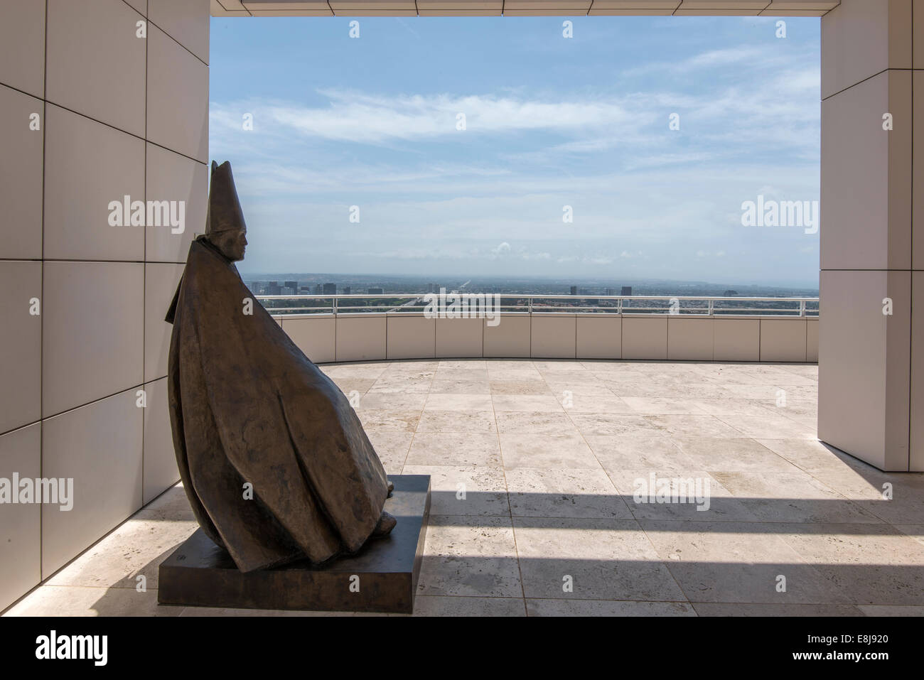 Statua sulla terrazza panoramica del Getty Center di Los Angeles : insediato il cardinale di Giacomo Manz Foto Stock