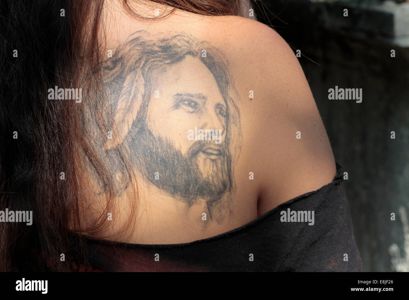 Tatuaggio sul retro di Jim Morrison. Foto Stock