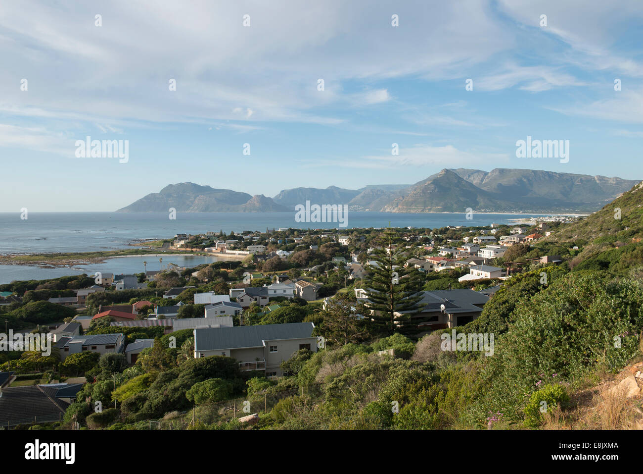 Vista panoramica su Kommetjie e l'Oceano Atlantico, Cape Town, Western Cape, Sud Africa Foto Stock