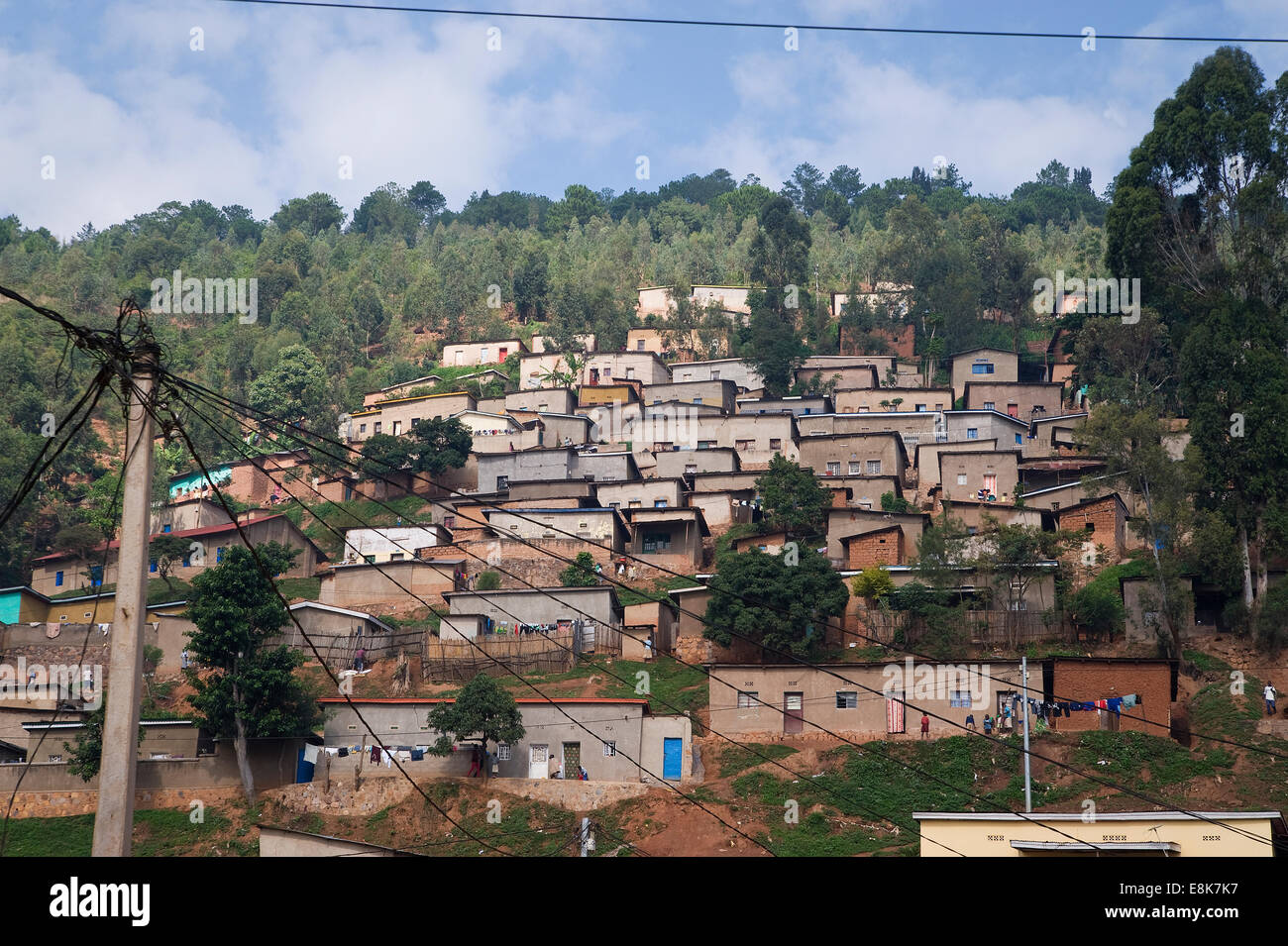 Ruanda, Kigali: Kigali è molto verde città collinare con semplice fango e case di pietra. Foto Stock