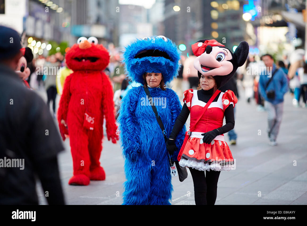 La città di New York New York Times Square buskers pongono per suggerimenti Foto Stock